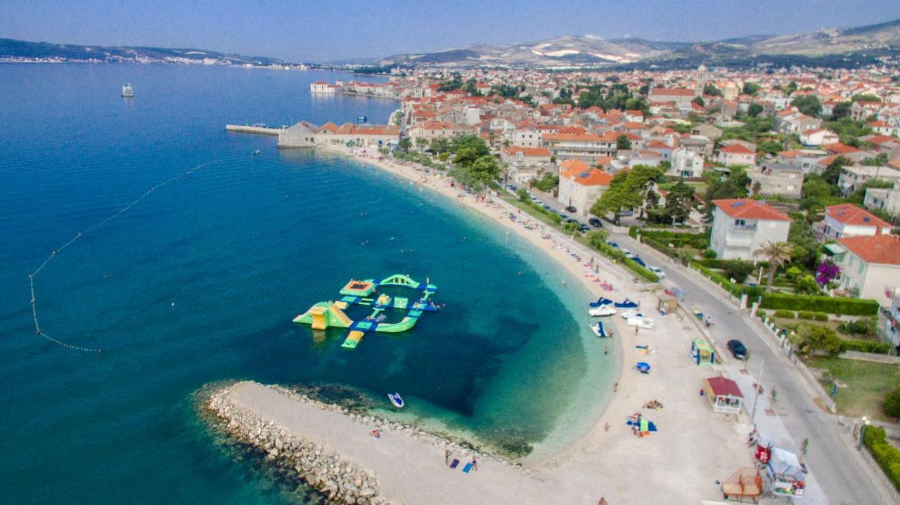 Beachfront Apartments Don Kaštela Exteriör bild